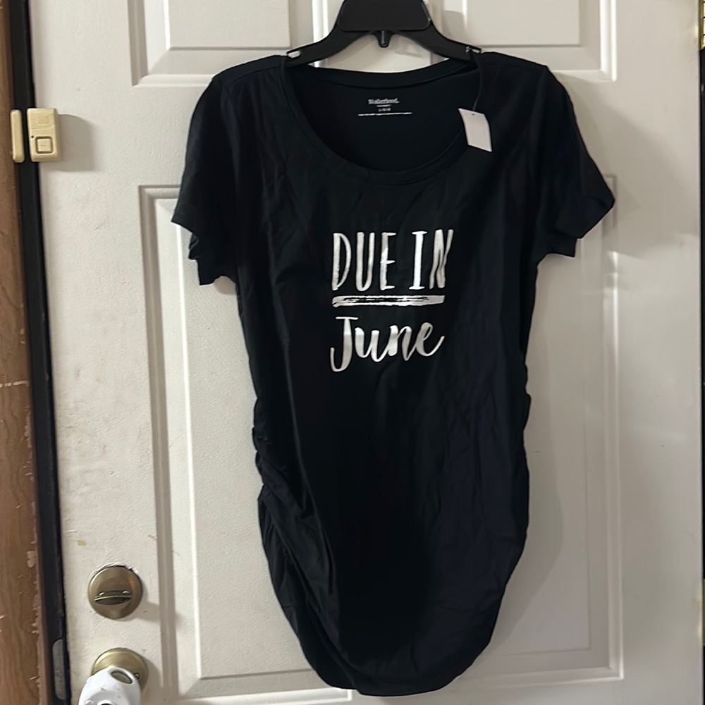 MOTHERHOOD MATERNITY DUE IN JUNE GRAPHIC TEE: BLACK: NEW WITH TAGS: SIZE L